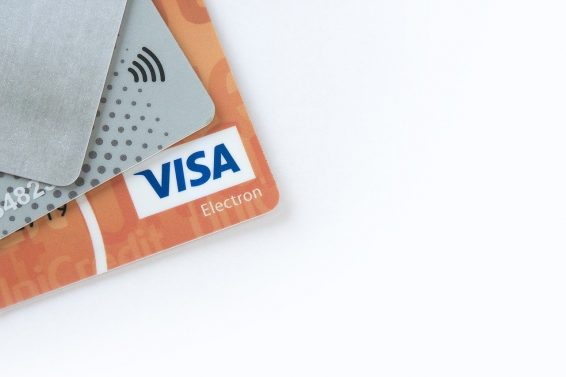 Néobanques Avantages inconvénients