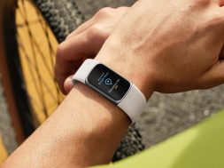 bracelet connecté pour homme Fitbit