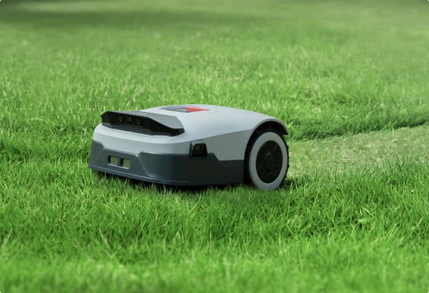 Comparatif des meilleurs robots tondeuses ANTHBOT